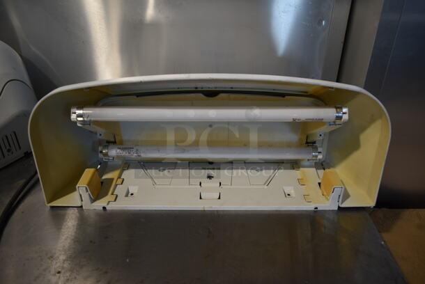 Ecolab SFS-1-1 Poly Bug Zapper. 120 Volts, 1 Phase. Tested and Working! - Image 2 of 5