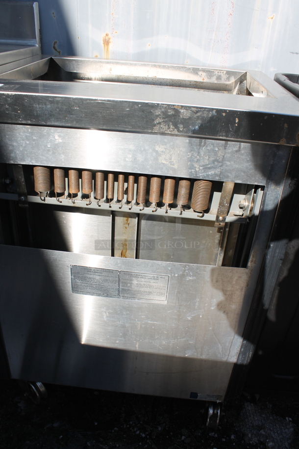 Stainless Steel Commercial Baking Pan Return on Commercial Casters. - Image 3 of 3