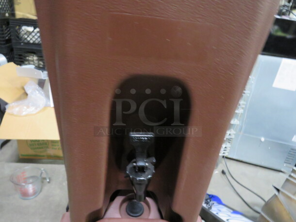 One Cambro Drink Transport/Dispenser.  #UC500. - Image 2 of 4