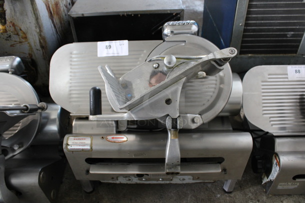 Globe Stainless Steel Commercial Countertop Automatic Meat Slicer w/ Blade Sharpener. 26x19x23. Tested and Working!