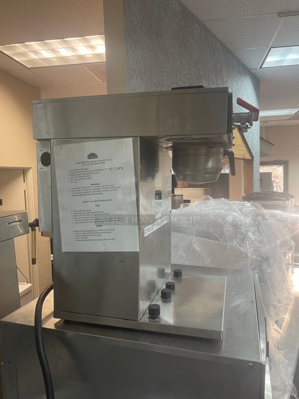 Working! Bunn Commercial Coffee Brewer NSF 120/220 Volt 1 Phase Tested and Working! - Image 6 of 6
