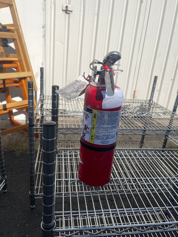 5 lb. Multi-Purpose Fire Extinguisher 2A:10B:C - Amerex B500 Commercial NSF  - Image 2 of 6