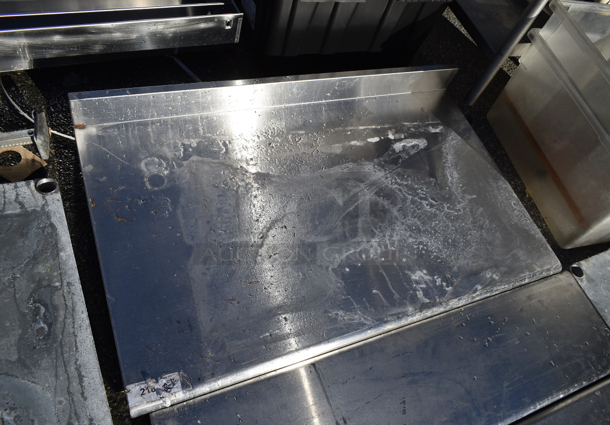 ALL ONE MONEY! Lot of 4 Stainless Steel Tabletops and 2 Under Shelves. Includes 48x30x6.5 tabletop - Image 5 of 7