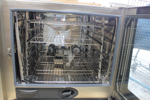 BRAND NEW! 2019 Rational SCC WE 62 Stainless Steel Commercial Electric Powered SelfCooking Center Combi Convection Oven. 208 Volts, 3 Phase.  - Image 5 of 6