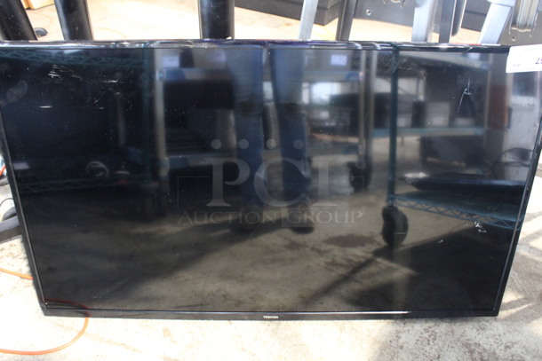 Toshiba Model 49L510U18 49" Television. 120 Volts, 1 Phase. Buyer Must Pick Up - We Will Not Ship This Item. Tested and Powers On - See Pictures - Image 5 of 7