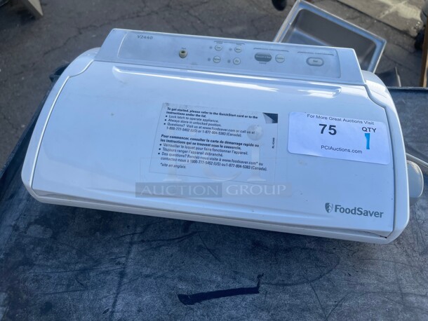 Clean! FoodSaver Compact Vacuum Sealer Machine Airtight Food Storage and Sous Vide, White NSF 115 Volt Tested and Working!