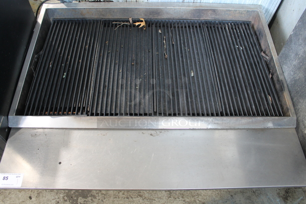 Vulcan Stainless Steel Commercial Countertop Natural Gas Powered Charbroiler Grill. - Image 1 of 5