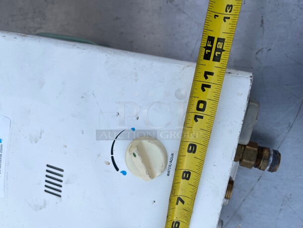Clean! Marey GA5PORT Portable Propane Gas Tankless Water Heater, Small, White NSF  - Image 8 of 9