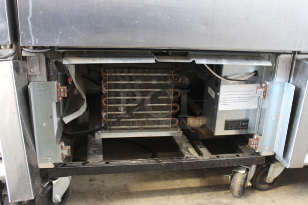 2013 True T-23F ENERGY STAR Stainless Steel Commercial Single Door Reach In Freezer w/ Poly Coated Racks on Commercial Casters. 115 Volts, 1 Phase. Tested and Powers On But Does Not Get Cold - Image 5 of 7