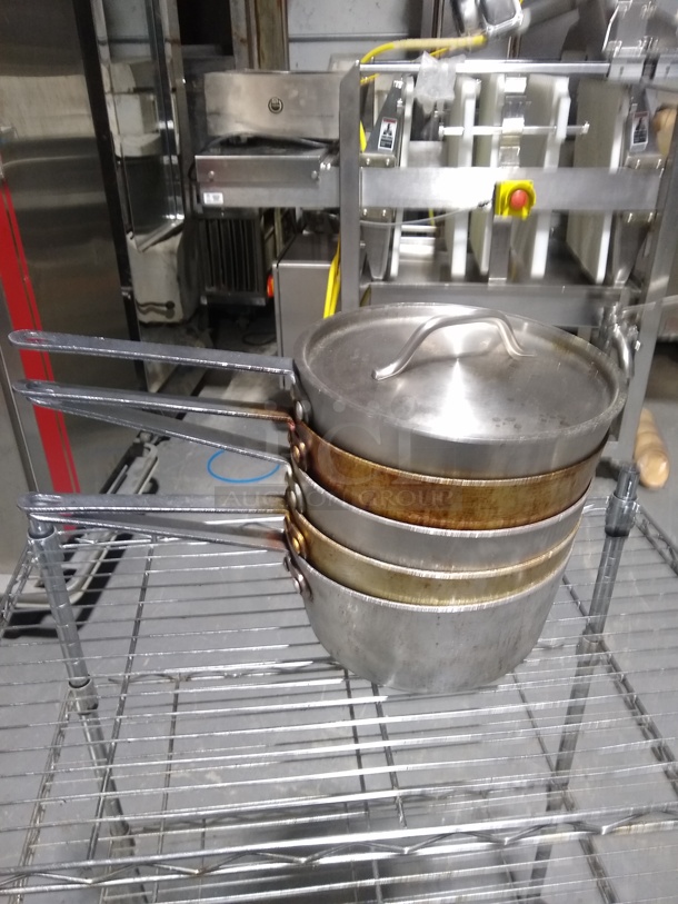 Pans - Image 3 of 4