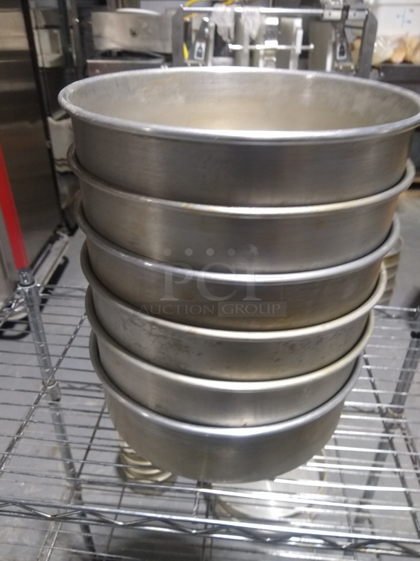 Baking Cake Pans  - Image 4 of 5
