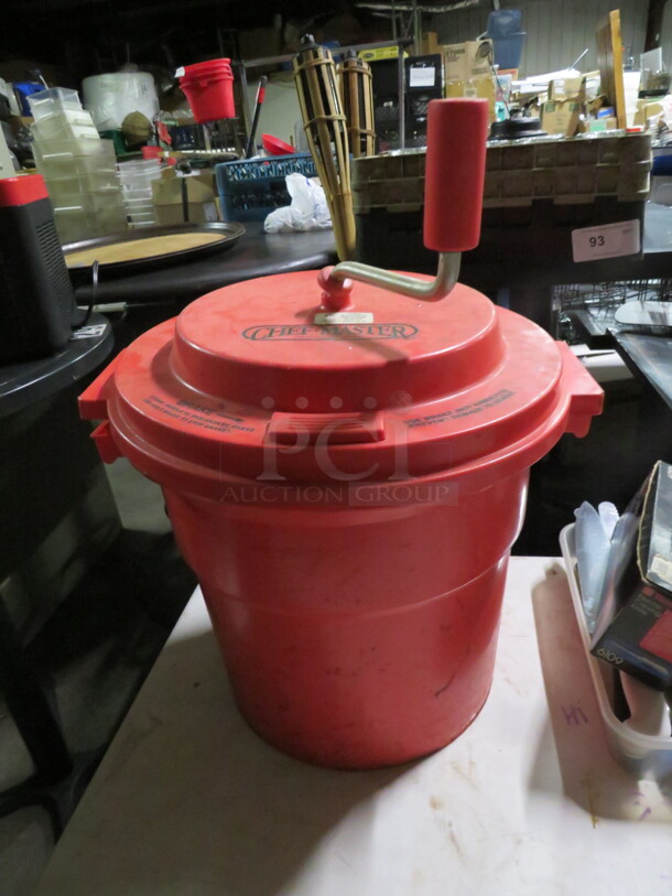 One Chef Master Salad Spinner. - Image 1 of 2