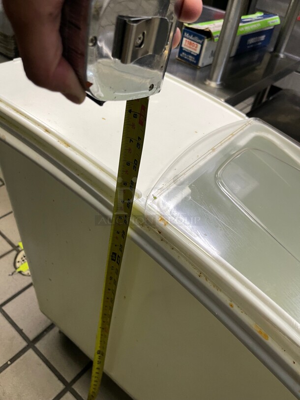 Clean! Baker's Mark 21 Gallon / 335 Cup White Slant Top Mobile Ingredient Storage Bin with Sliding Lid NSF - Image 7 of 7