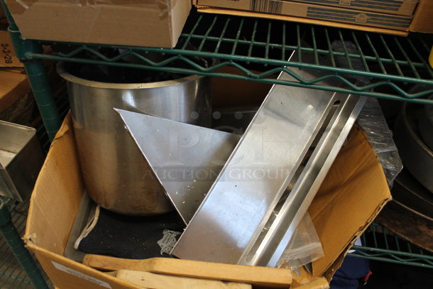 ALL ONE MONEY! Tier Lot of Various Items Including Round Metal Cake Baking Pans  - Image 2 of 3