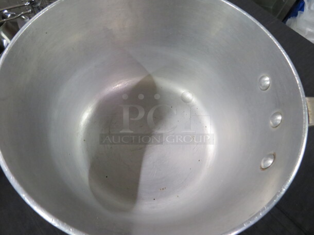 One 5 Quart Sauce Pot With Kool Touch Handle.  - Image 2 of 3