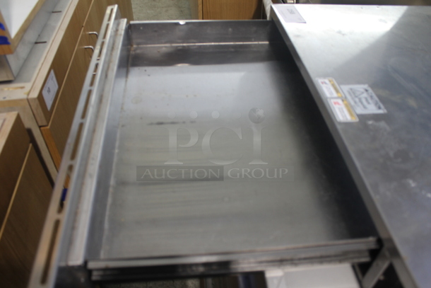 APW Wyott SPTU-50N Stainless Steel Commercial Countertop Bun Warming Drawer. 120 Volts, 1 Phase. Tested and Working! - Image 6 of 8