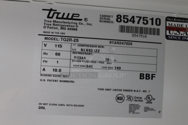 2015 True TG2R-2S ENERGY STAR Stainless Steel Commercial 2 Door Reach In Cooler w/ Poly Coated Racks on Commercial Casters. 115 Volts, 1 Phase. Tested and Working! - Image 9 of 10