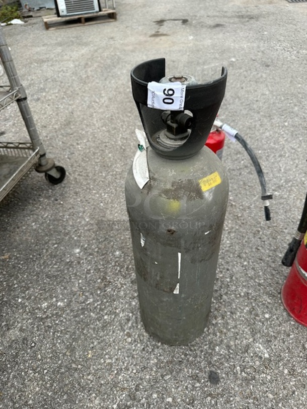One CO2 Tank. - Image 1 of 1