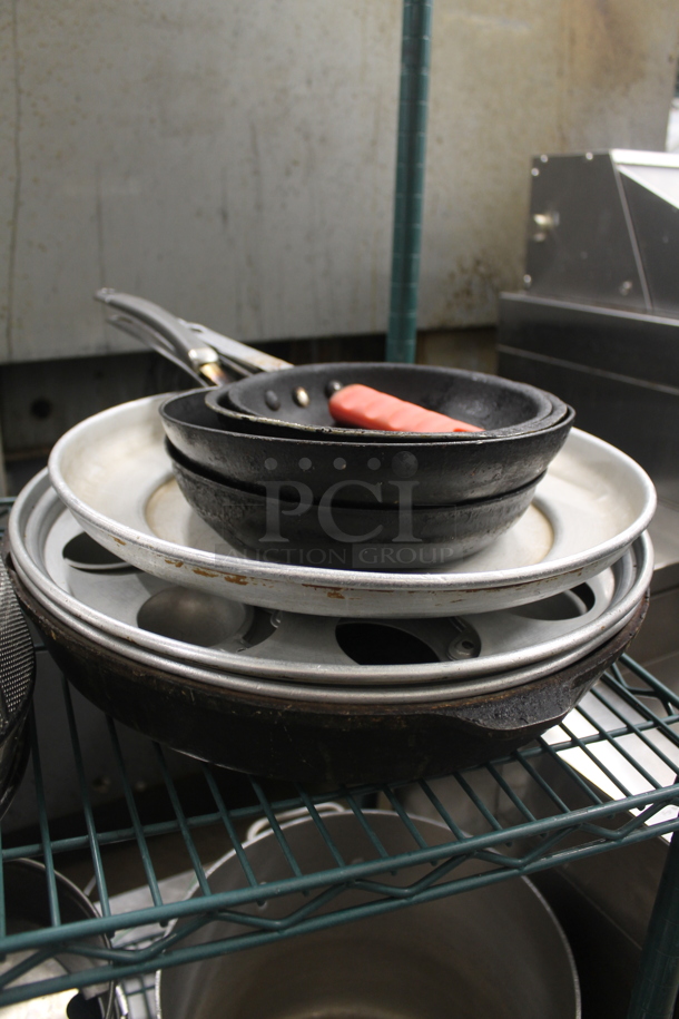 ALL ONE MONEY! Two Tier Lots of Various Items Including Metal Skillets, China Cap Strainer and Stock Pot - Image 5 of 7