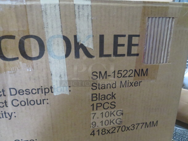 One Cook Lee Stand Mixer.