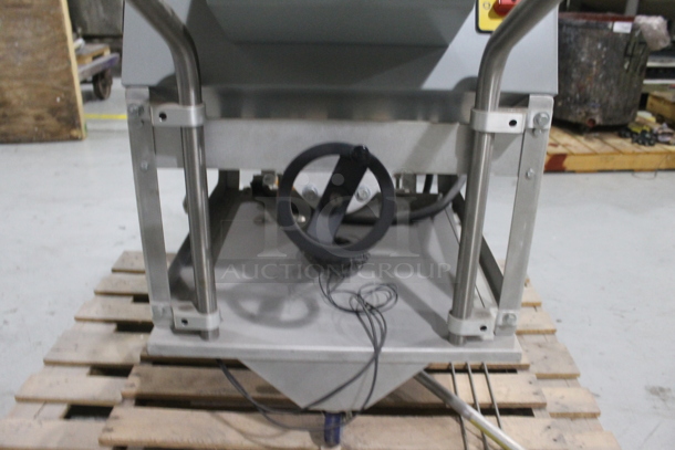 Gray Metal Commercial Unit w/ SealMaster SFT-10 5/8 Bolt Flange on Casters. - Image 5 of 9