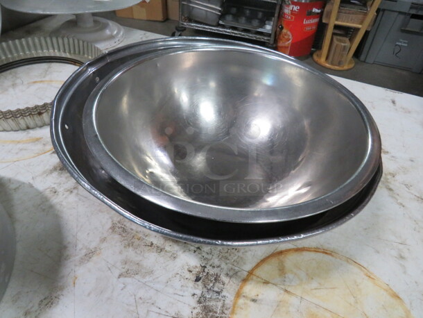 Assorted Stainless Steel Bowls. 2XBID