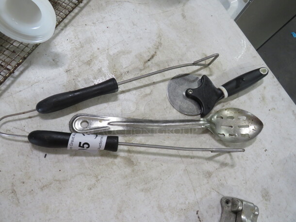Assorted Utensil. 3XBID - Image 1 of 1