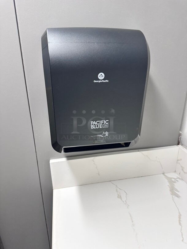 Clean! Pacific Blue Ultra Automatic Paper Towel Dispenser NSF  - Image 1 of 9