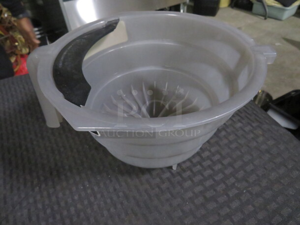 One Filter Basket. - Image 1 of 1