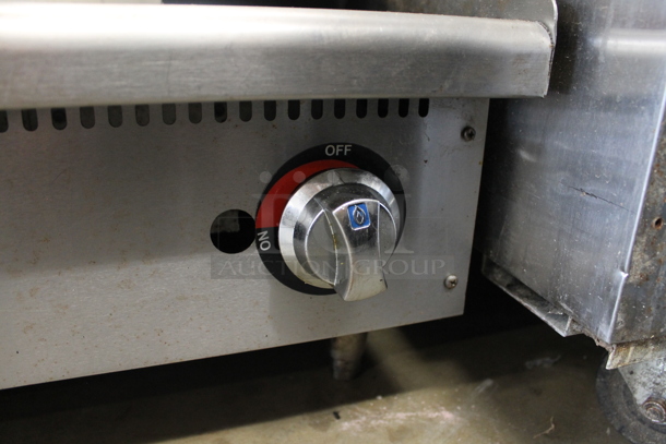 Star Stainless Steel Commercial Countertop Natural Gas Powered Flat Top Griddle. - Image 4 of 5