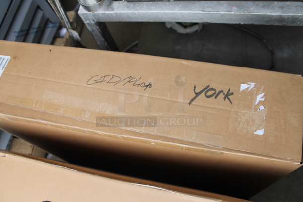 2 Apple A1419 Monitors w/ Apple Box. 2 Times Your Bid! - Image 5 of 7