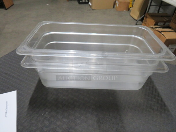 Cambro 1/3 Size 4 Inch Deep Food Storage Container. 2XBID. - Image 1 of 1