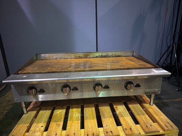 Spectrum NGGD-48M 48" Natural Gas Manual Griddle! - Image 2 of 7