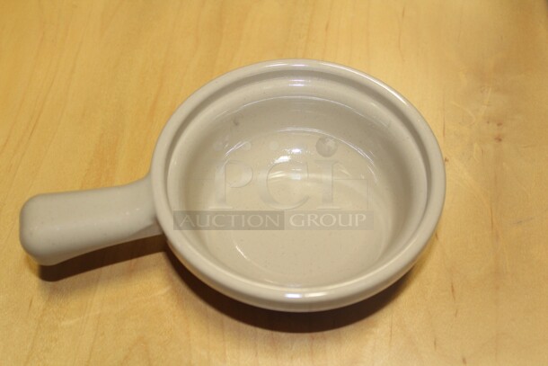 ALL ONE MONEY! 48 Carlisle Plastic 12oz Soup Bowls With Handles  - Image 1 of 2