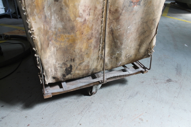 Laundry Cart on Commercial Casters. - Image 4 of 5