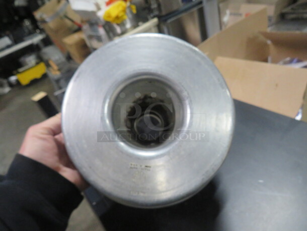 8X3 Aluminum Wear Ever Angel Food Cake Pan. #5207. 2XBID. - Image 2 of 2