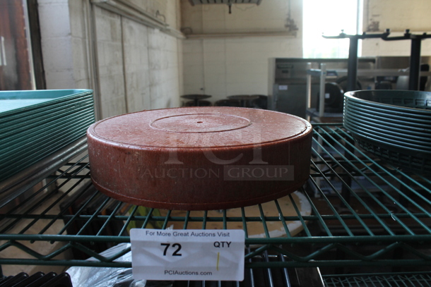 ALL ONE MONEY! Tier Lot of Various Items Including Poly Trays and Food Baskets - Image 3 of 4
