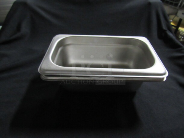 1/9 Size 2.5 Inch Deep Hotel Pan. 2XBID - Image 1 of 1