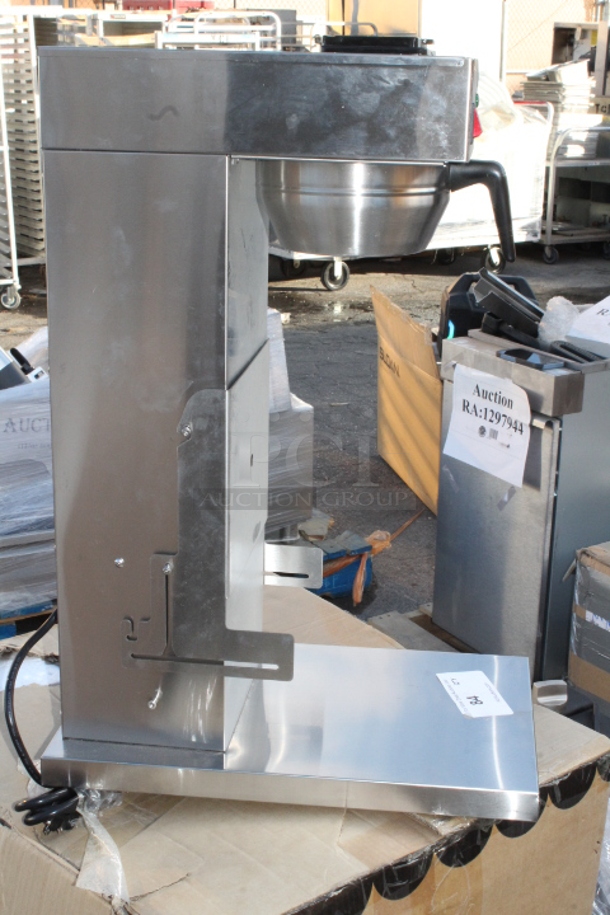 BRAND NEW SCRATCH & DENT! Avantco CMAPADJ Automatic Airpot Coffee Maker with Adjustable Shelf - 120V, 1,650W. SERIAL#:27003123-PADJ 11-1/8x17-3/4x29-11/16  - Image 5 of 6