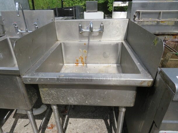 One Stainless Steel Sink With Faucet And R/L Side Splash. 28X30X42