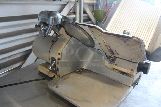 Globe Stainless Steel Commercial Countertop Automatic Meat Slicer w/ Blade Sharpener. 115 Volts, 1 Phase. Tested and Working! - Image 5 of 6