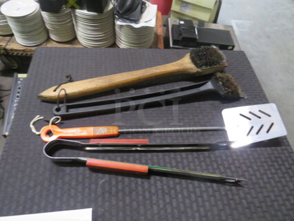 Assorted Utensils. 4XBID