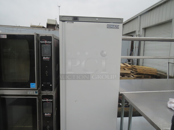 One Working Motak 1 Door Refrigerator With 4 Racks. Model# MSD-1DR-EC-HC. 115 Volt. 30.5X28X74
