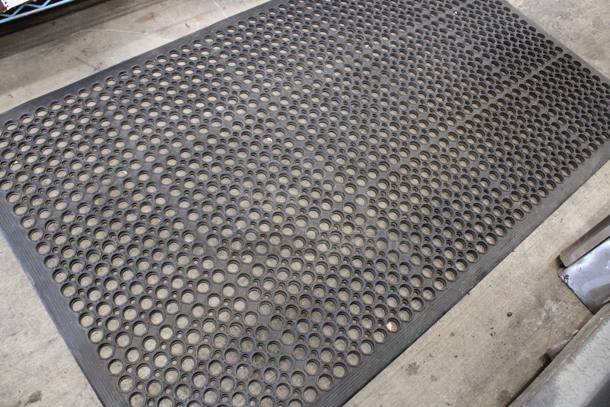 Black Anti Fatigue Floor Mat. 36x60 - Image 4 of 4