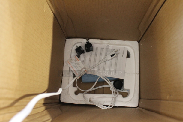 BRAND NEW SCRATCH AND DENT! Costway ES10141US-WH/JDAC64R Floor Style Evaporative Air Cooler. 120 Volts, 1 Phase. Stock Picture - Cosmetic Condition May Vary. Tested and Working! - Image 6 of 8