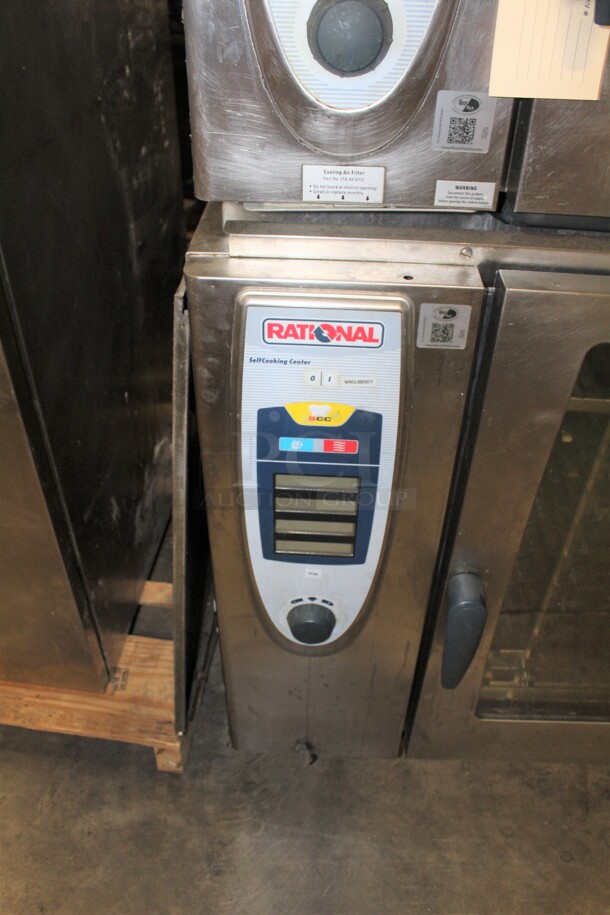 FANTASTIC! 2 Rational Model SCC-01 Commercial Stainless Steel Double Stack Combi Oven Self Cooking Center. Top Is Half Size, Bottom Is Full Size. 42x38x70. 208-240V 3 Phase. 2X Your Bid! Working When Pulled!  - Image 6 of 7