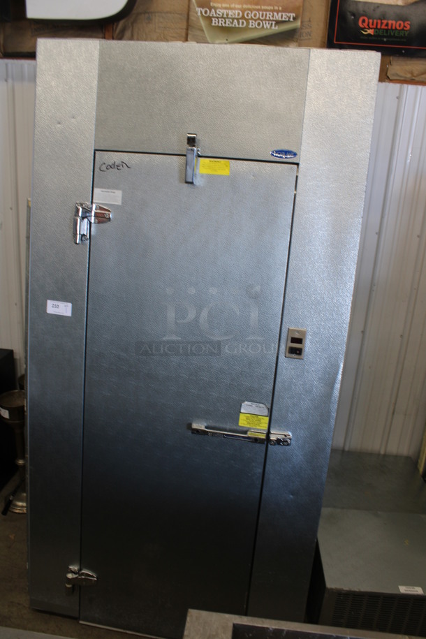 6'x6'x8' Norlake SELF CONTAINED Walk In Cooler Box w/ Norlake Model CPB050DC-A 115 Volts, 1 Phase Condenser and Compressor. Does Not Have Floor. Picture of the Unit Before Removal Is Used As The Gallery Picture - Image 3 of 9