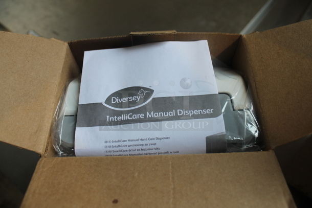 Box of 6 BRAND NEW! Diversey Poly Soap Dispensers. - Image 3 of 3