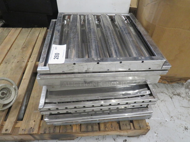 One Lot Of Assorted Hood Vents. - Image 1 of 2