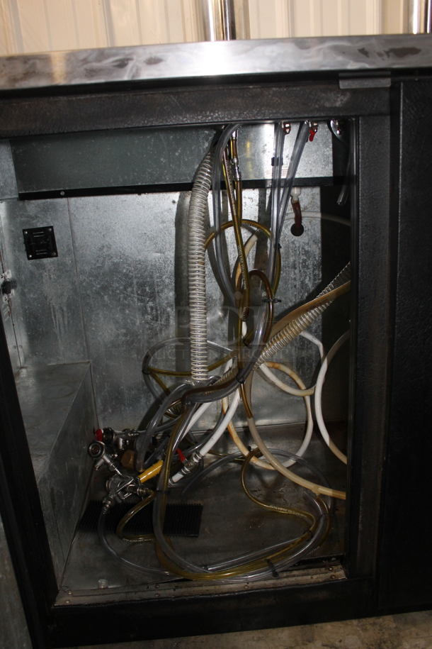 2013 True TDD-3 Commercial Stainless Steel Top With Black Cabinet Beer Dispenser w 2 Towers. 115V, 1 Phase. Tested and Working! - Image 5 of 7